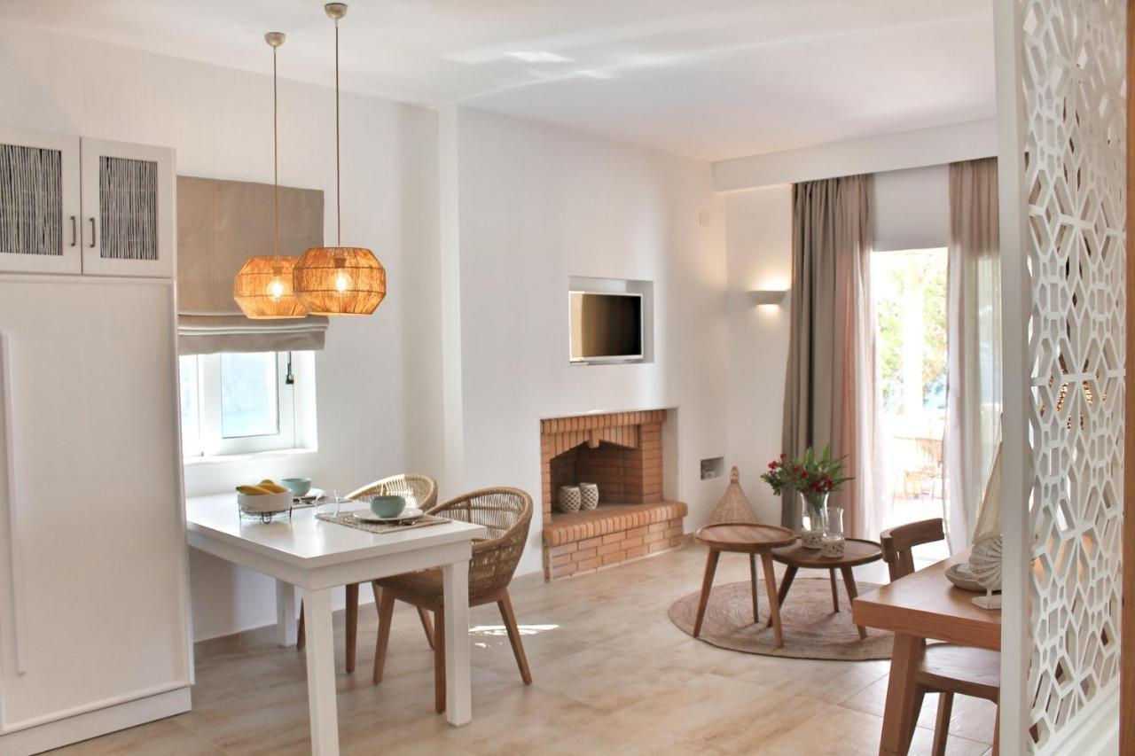 Akropolis Village Complex Of Luxury Residence Kyra Panagia エクステリア 写真